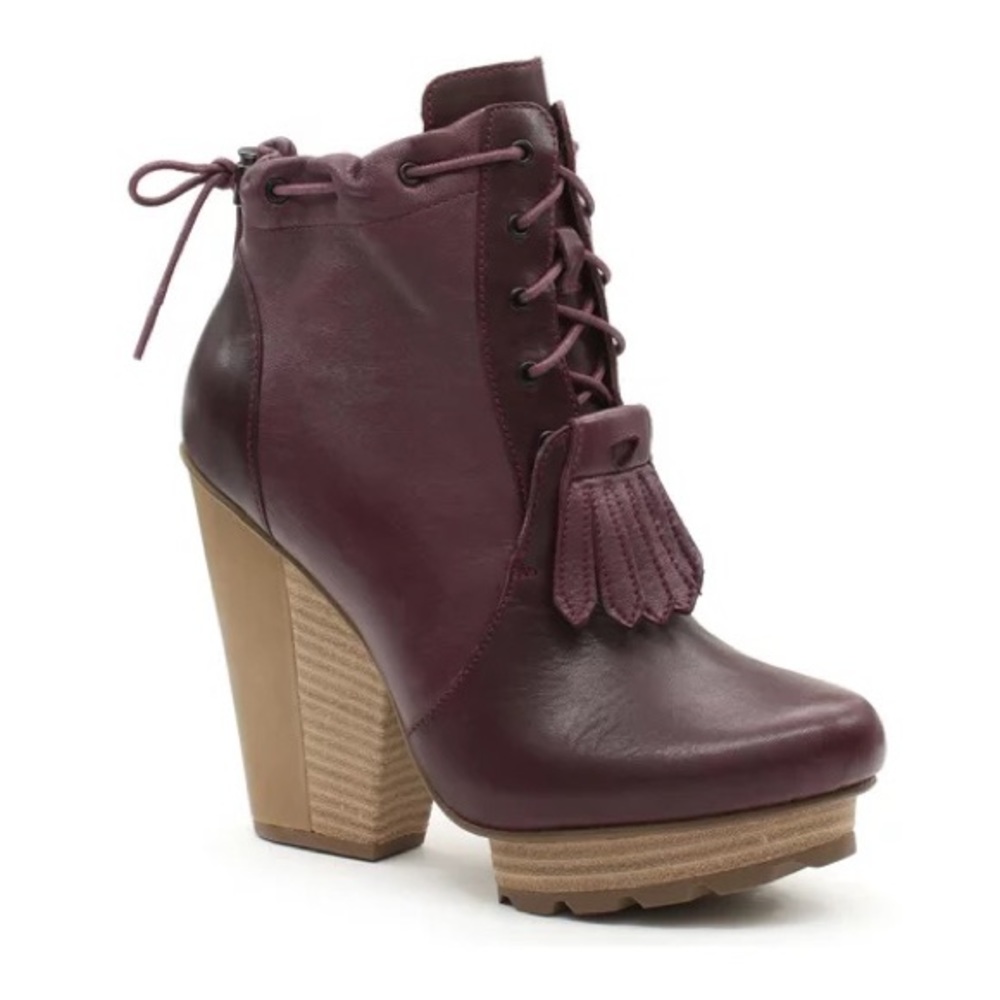 Tsubo for Timo Weiland burgundy platform booties with rubber bottom new size 8.5